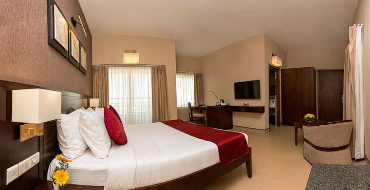 Confluence Banquets And Resort مهاباليبورام المظهر الخارجي الصورة